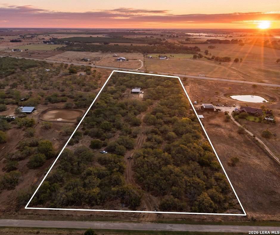 12 Acres of Land with Home for Sale in Stockdale, Texas