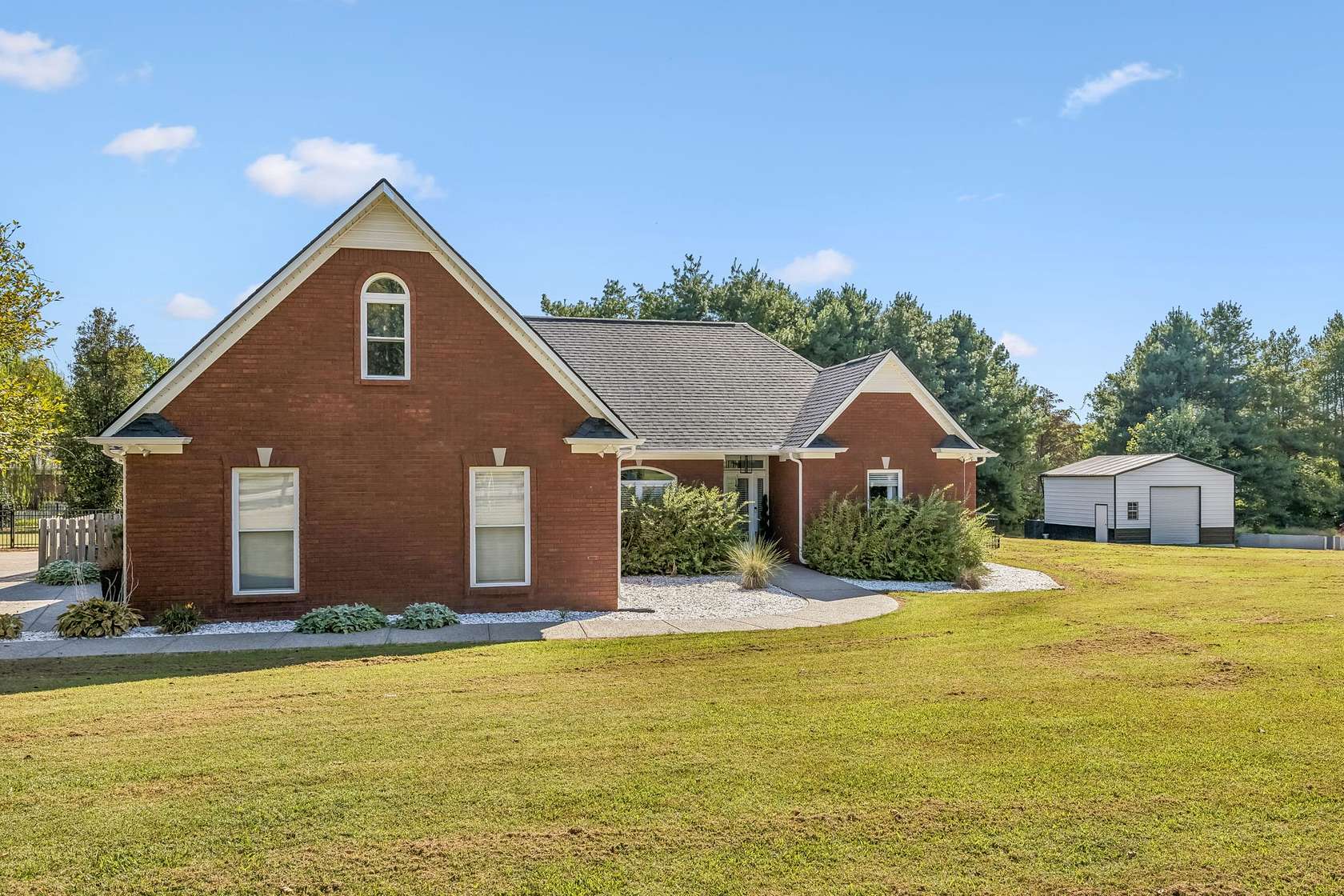 1.8 Acres of Land with Home for Sale in Columbia, Tennessee