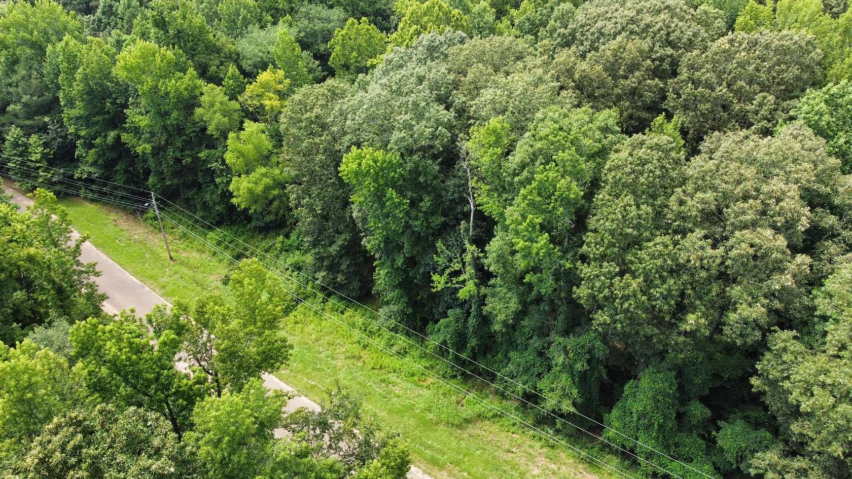 1.6 Acres of Land for Sale in Booneville, Mississippi