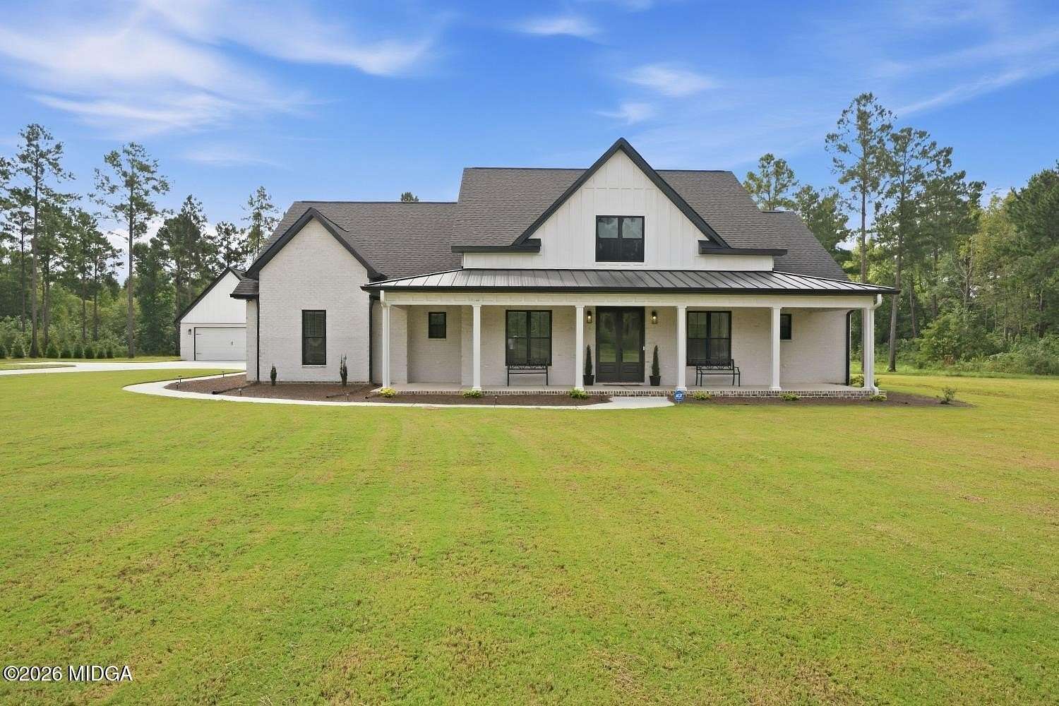 5.23 Acres of Land with Home for Sale in Cochran, Georgia