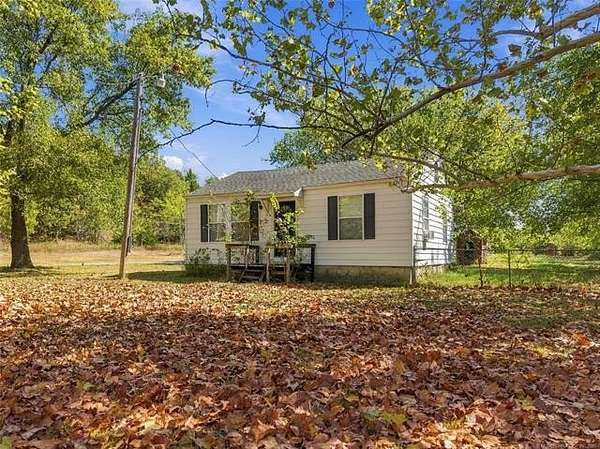 33.5 Acres of Land with Home for Sale in Skiatook, Oklahoma