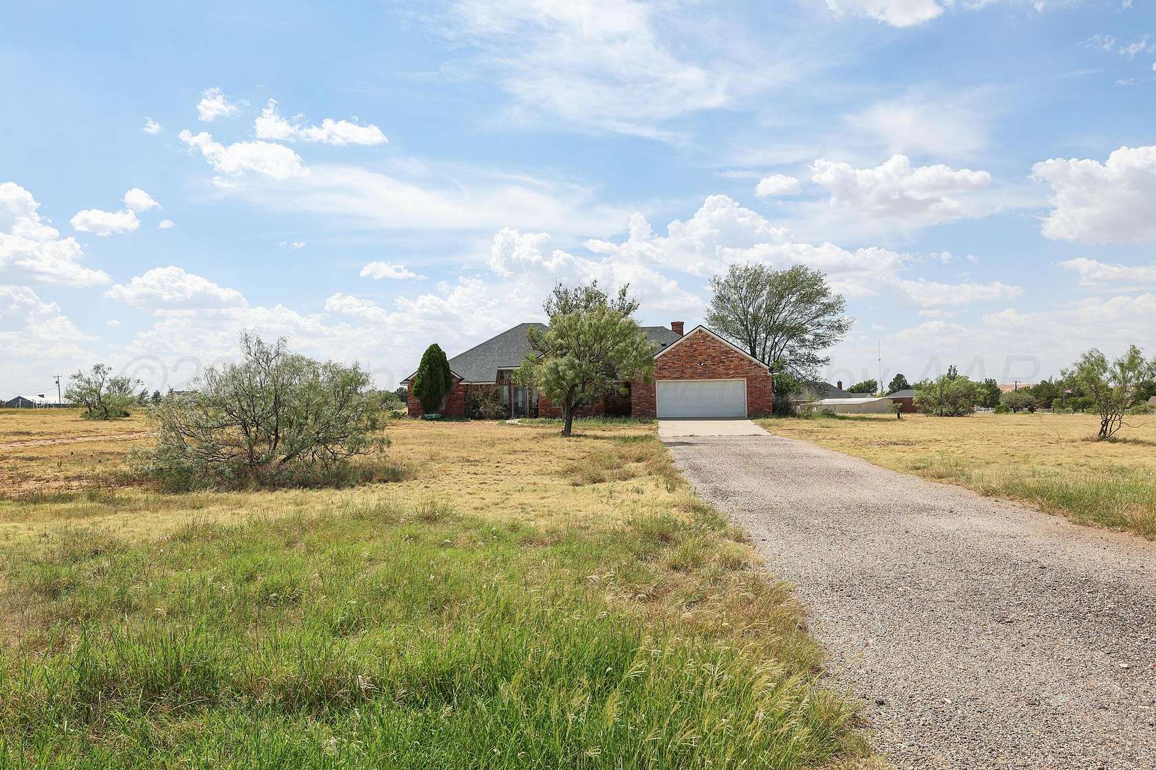 6 Acres of Land with Home for Sale in Amarillo, Texas