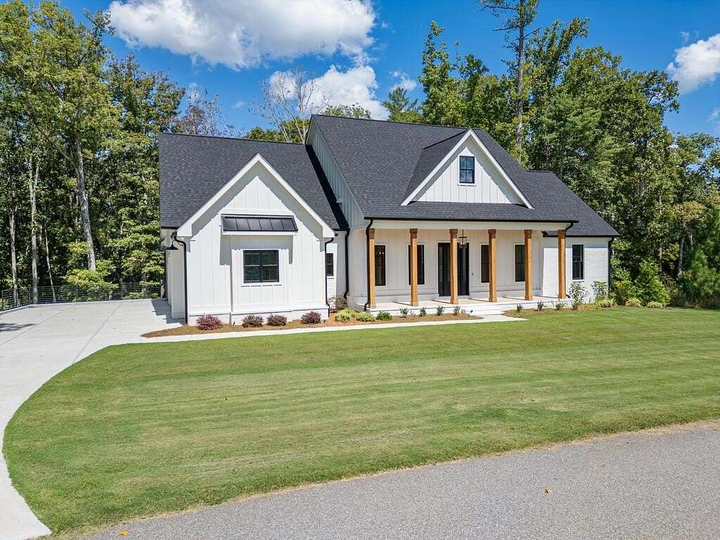 1.6 Acres of Land with Home for Sale in Blairsville, Georgia