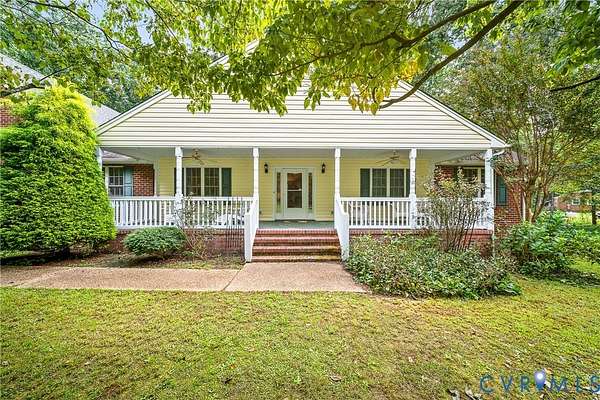 2.38 Acres of Land with Home for Sale in Richmond, Virginia