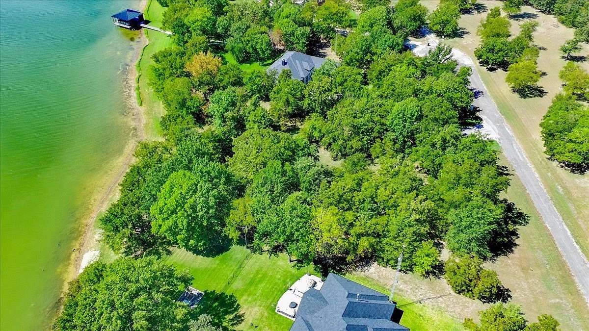 0.63 Acres of Residential Land for Sale in Kerens, Texas