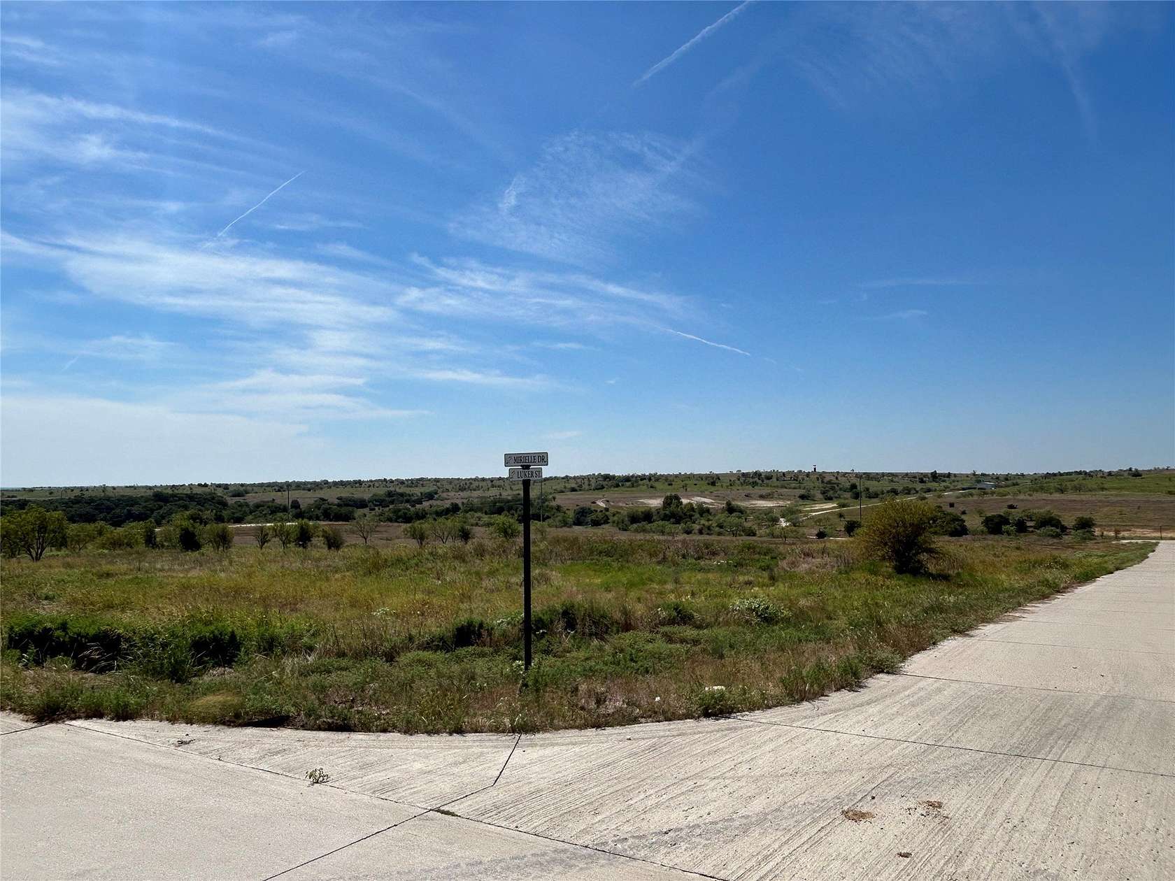 2 Acres of Residential Land for Sale in Aledo, Texas