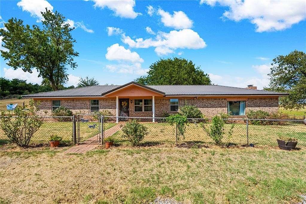 2 Acres of Land with Home for Sale in Pocasset, Oklahoma