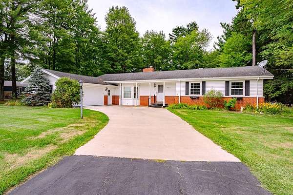 12 Acres of Land with Home for Sale in Rothschild, Wisconsin