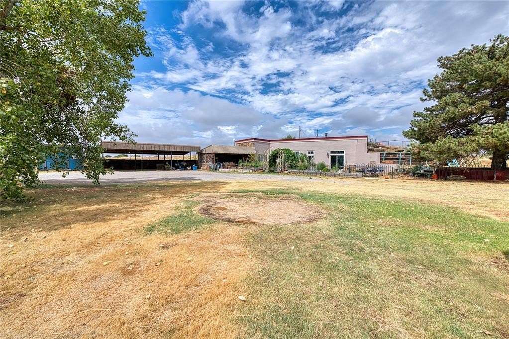 25 Acres of Land with Home for Sale in Elk City, Oklahoma