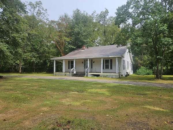 2 Acres of Land with Home for Sale in Laurel, Mississippi