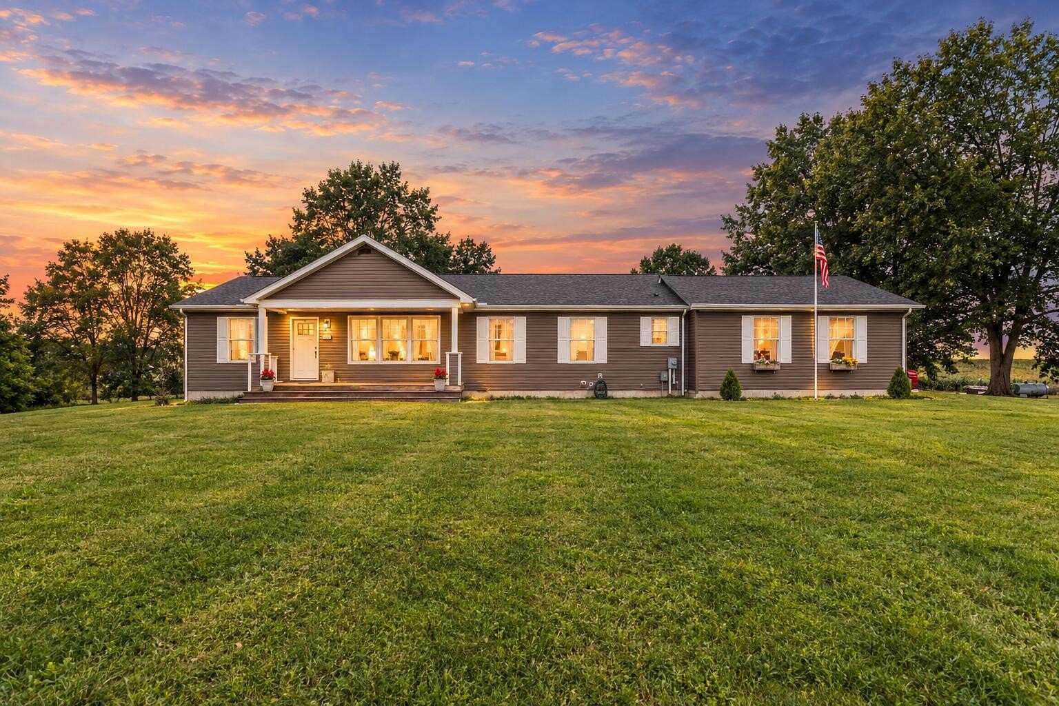 5 Acres of Land with Home for Sale in Benton Harbor, Michigan