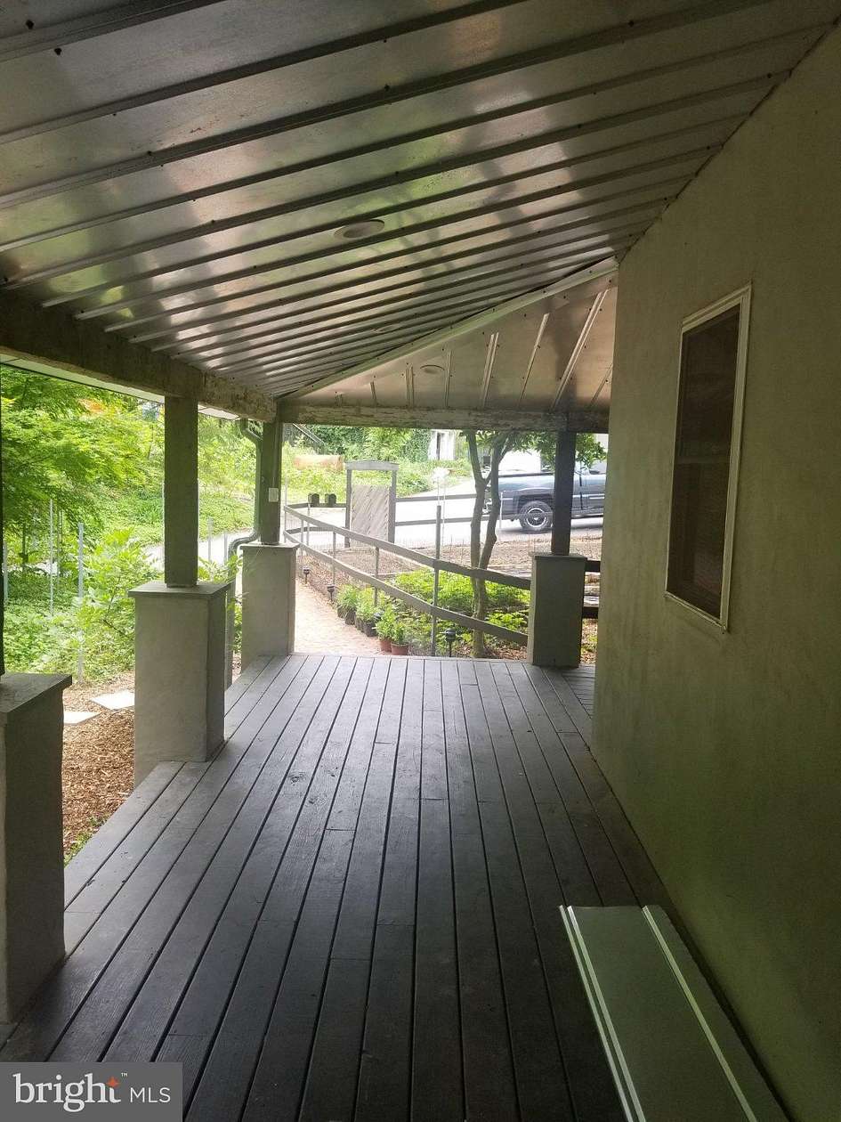 5.2 Acres of Land with Home for Lease in Downingtown, Pennsylvania