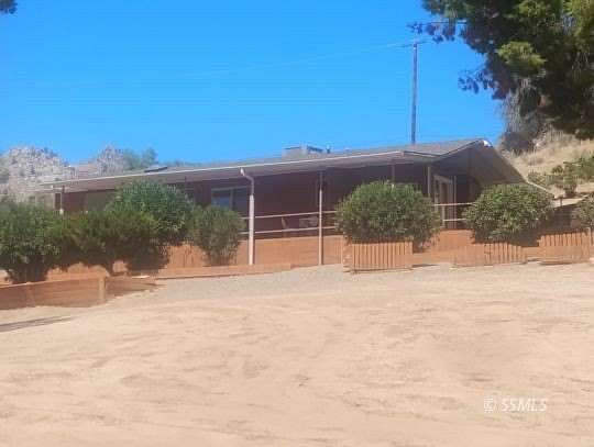 2.5 Acres of Land with Home for Sale in Weldon, California