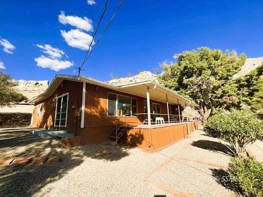 2.5 Acres of Land with Home for Sale in Weldon, California