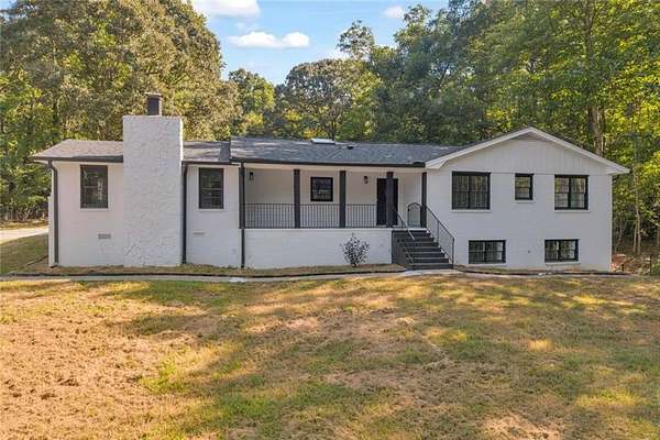 1.59 Acres of Land with Home for Sale in Fayetteville, Georgia