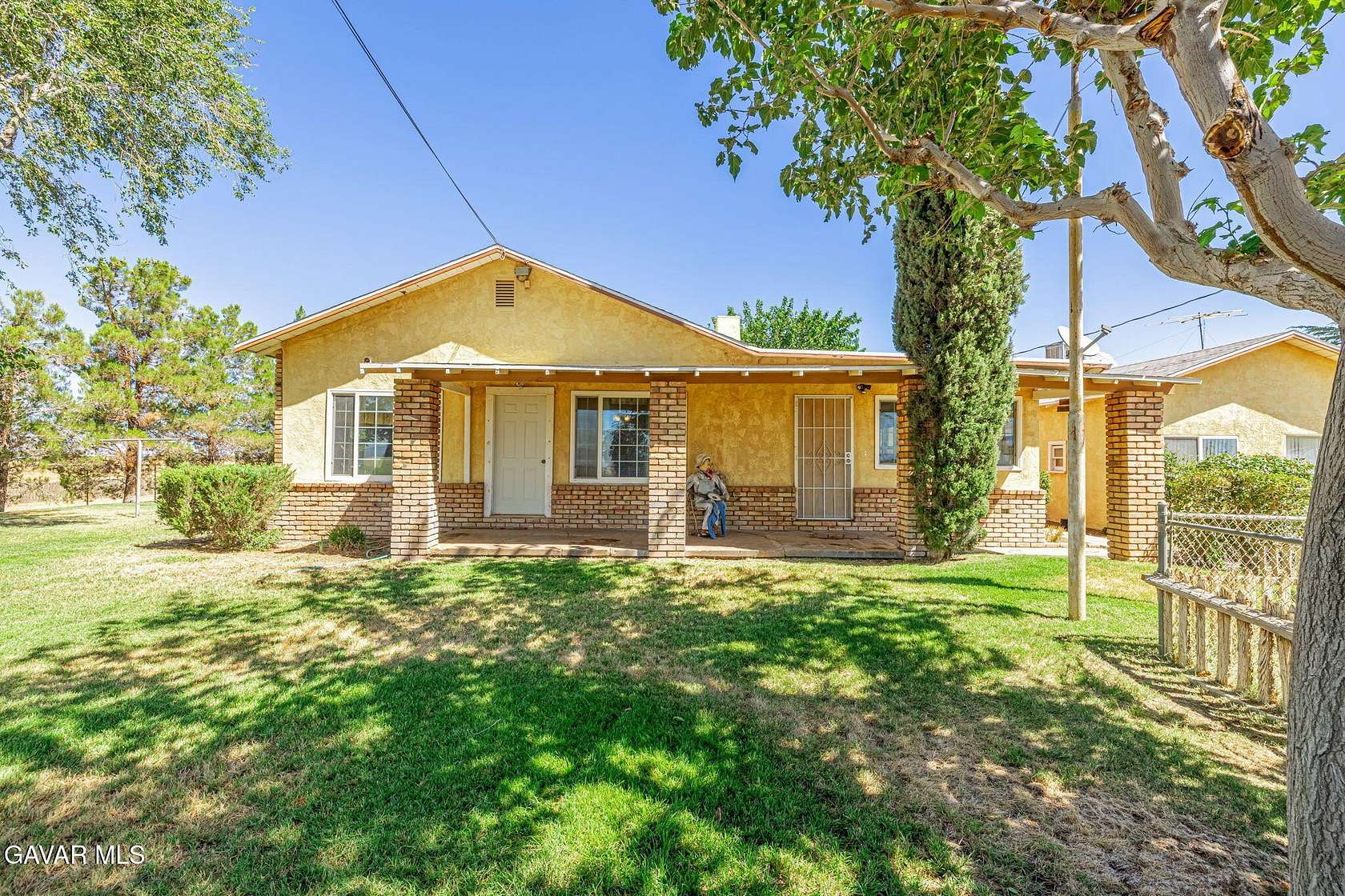 1.73 Acres of Land with Home for Sale in Lancaster, California