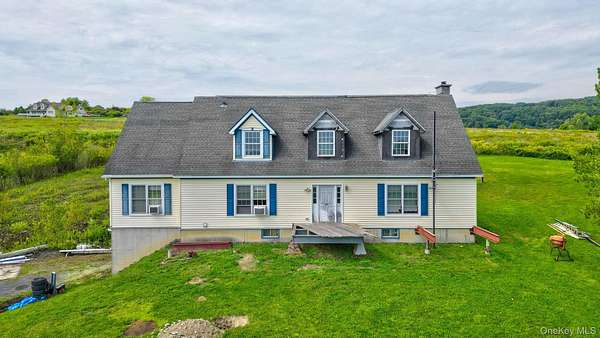 1.52 Acres of Land with Home for Sale in Milton, New York