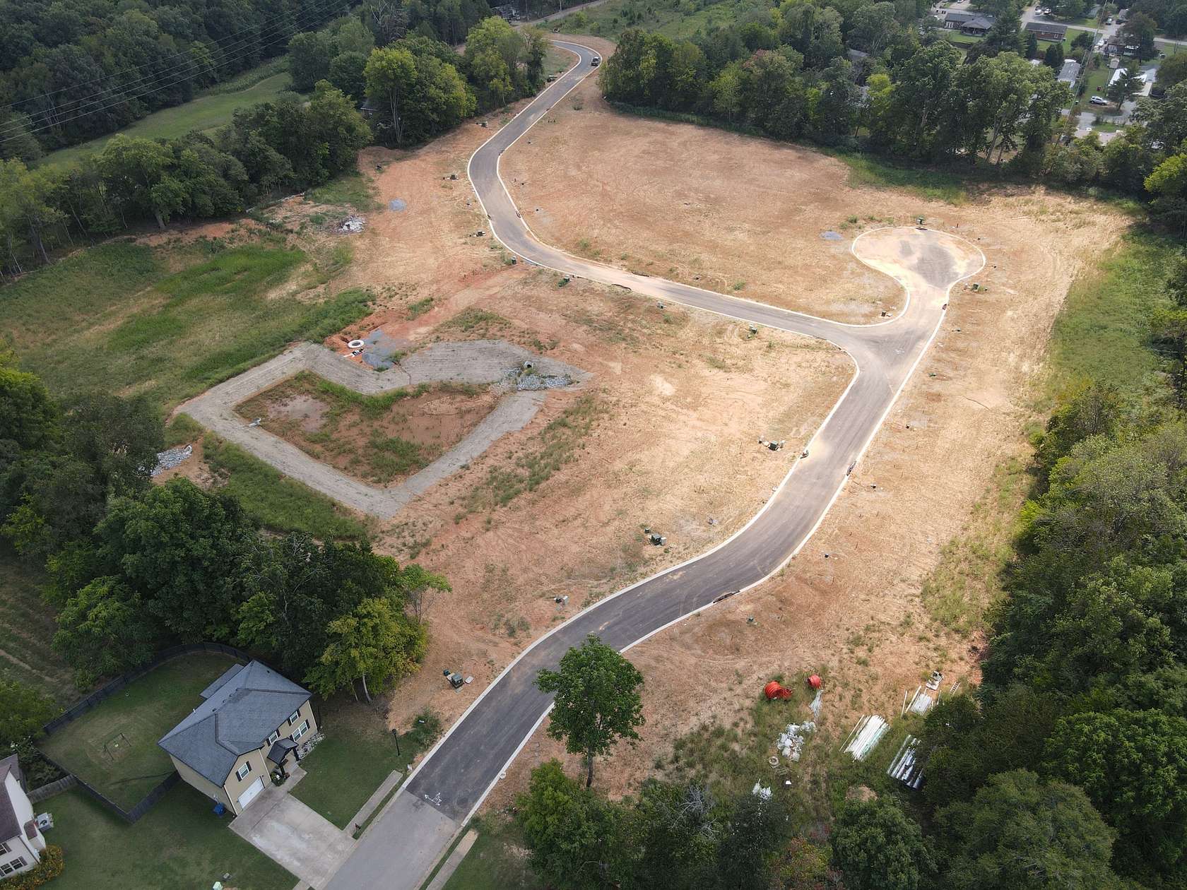 10.9 Acres of Land for Sale in Clarksville, Tennessee