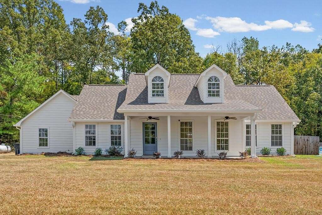 1.7 Acres of Land with Home for Sale in Oxford, Mississippi