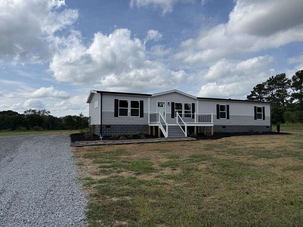 2 Acres of Land with Home for Sale in Cumberland, Virginia