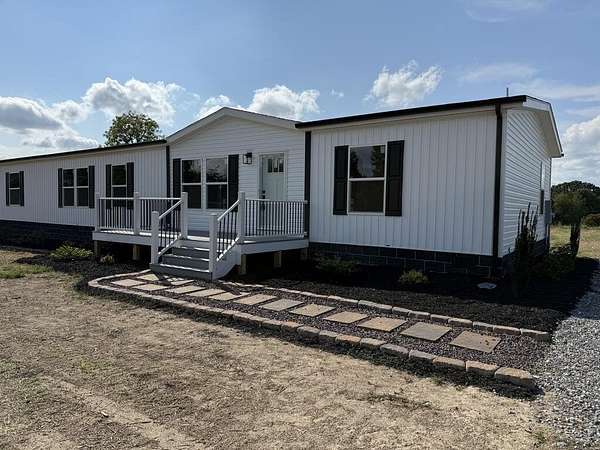 2 Acres of Land with Home for Sale in Cumberland, Virginia