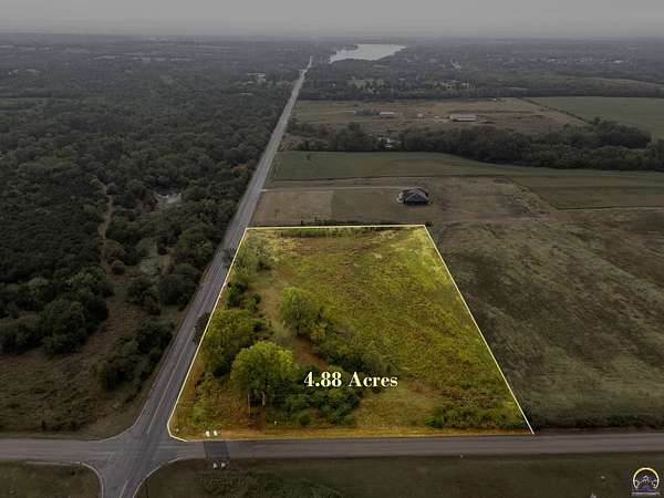 4.88 Acres of Residential Land for Sale in Berryton, Kansas