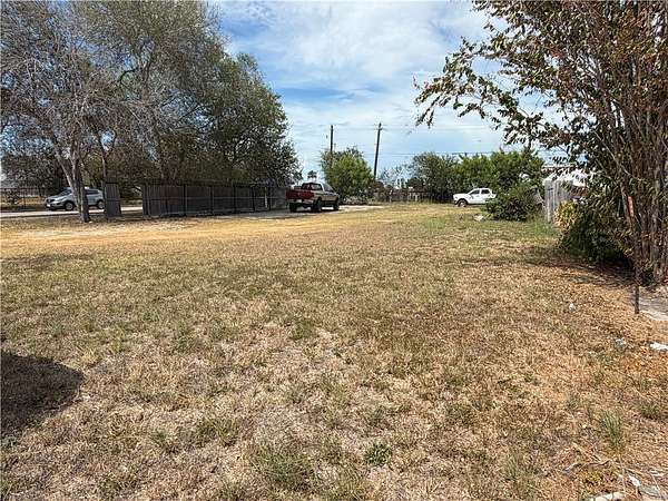 0.25 Acres of Commercial Land for Sale in Corpus Christi, Texas