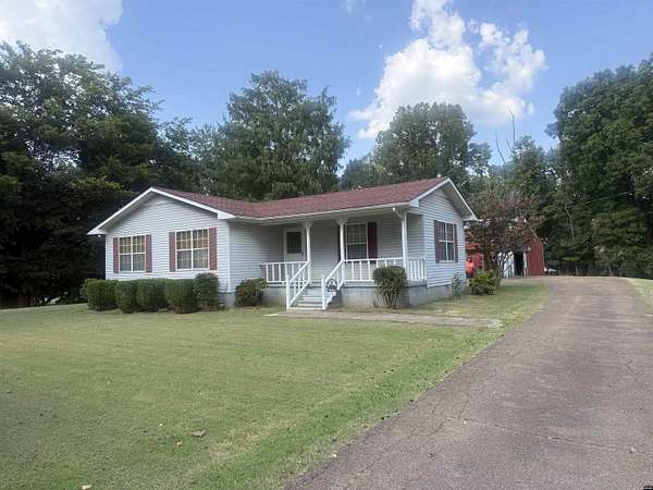 10 Acres of Recreational Land with Home for Sale in Hornbeak, Tennessee