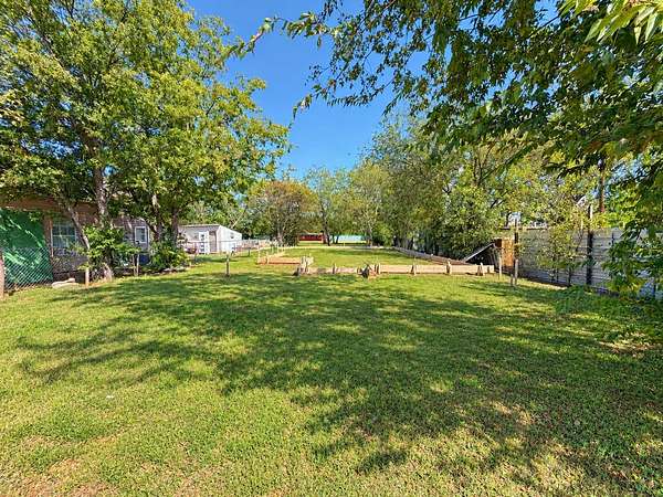 0.12 Acres of Residential Land for Sale in Mineral Wells, Texas