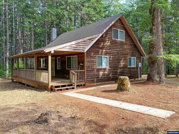 22.7 Acres of Recreational Land with Home for Sale in Dallas, Oregon