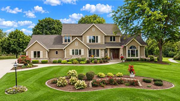 1.7 Acres of Land with Home for Sale in Brookfield, Wisconsin