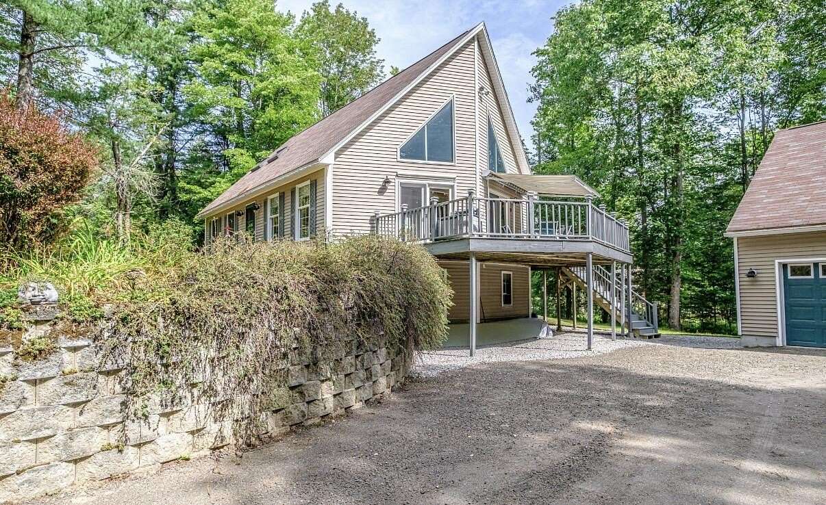 2.75 Acres of Land with Home for Sale in Freeport, Maine