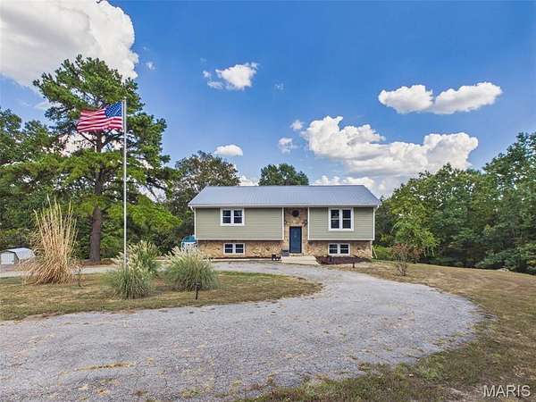4 Acres of Land with Home for Sale in Dixon, Missouri