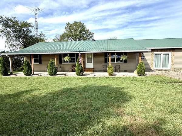 2.5 Acres of Land with Home for Sale in Frankfort, Ohio