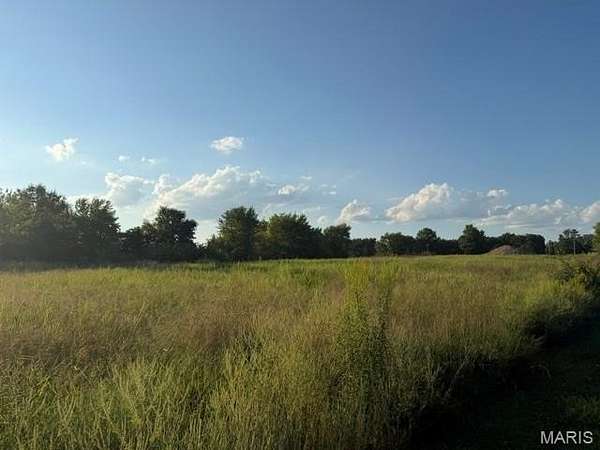 2.9 Acres of Residential Land for Sale in Winfield, Missouri