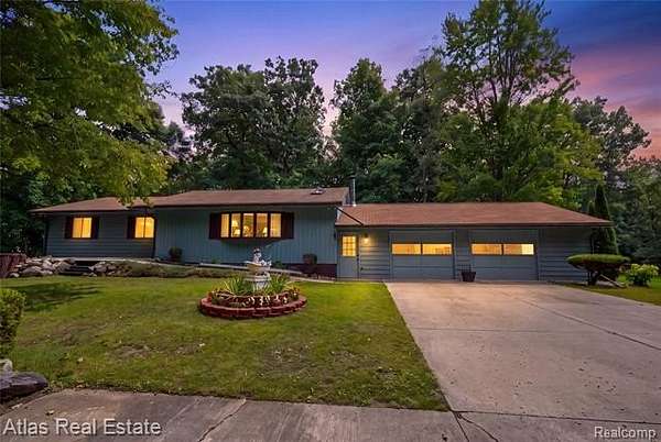 12.4 Acres of Recreational Land with Home for Sale in Ortonville, Michigan