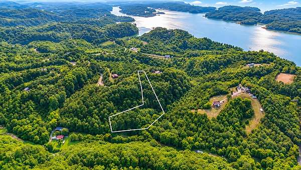 2.5 Acres of Residential Land for Sale in Dandridge, Tennessee