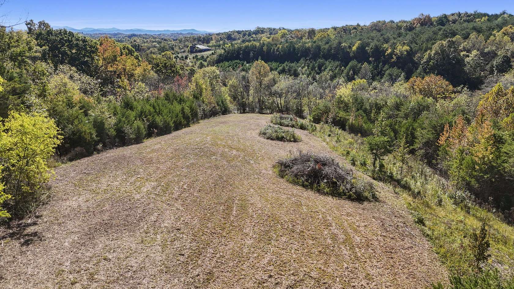3.27 Acres of Residential Land for Sale in Mosheim, Tennessee