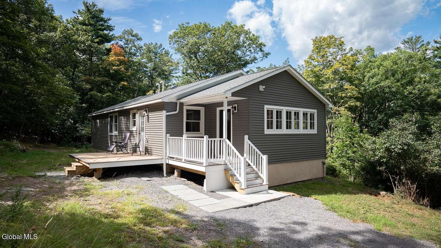10.8 Acres of Land with Home for Sale in Cairo, New York