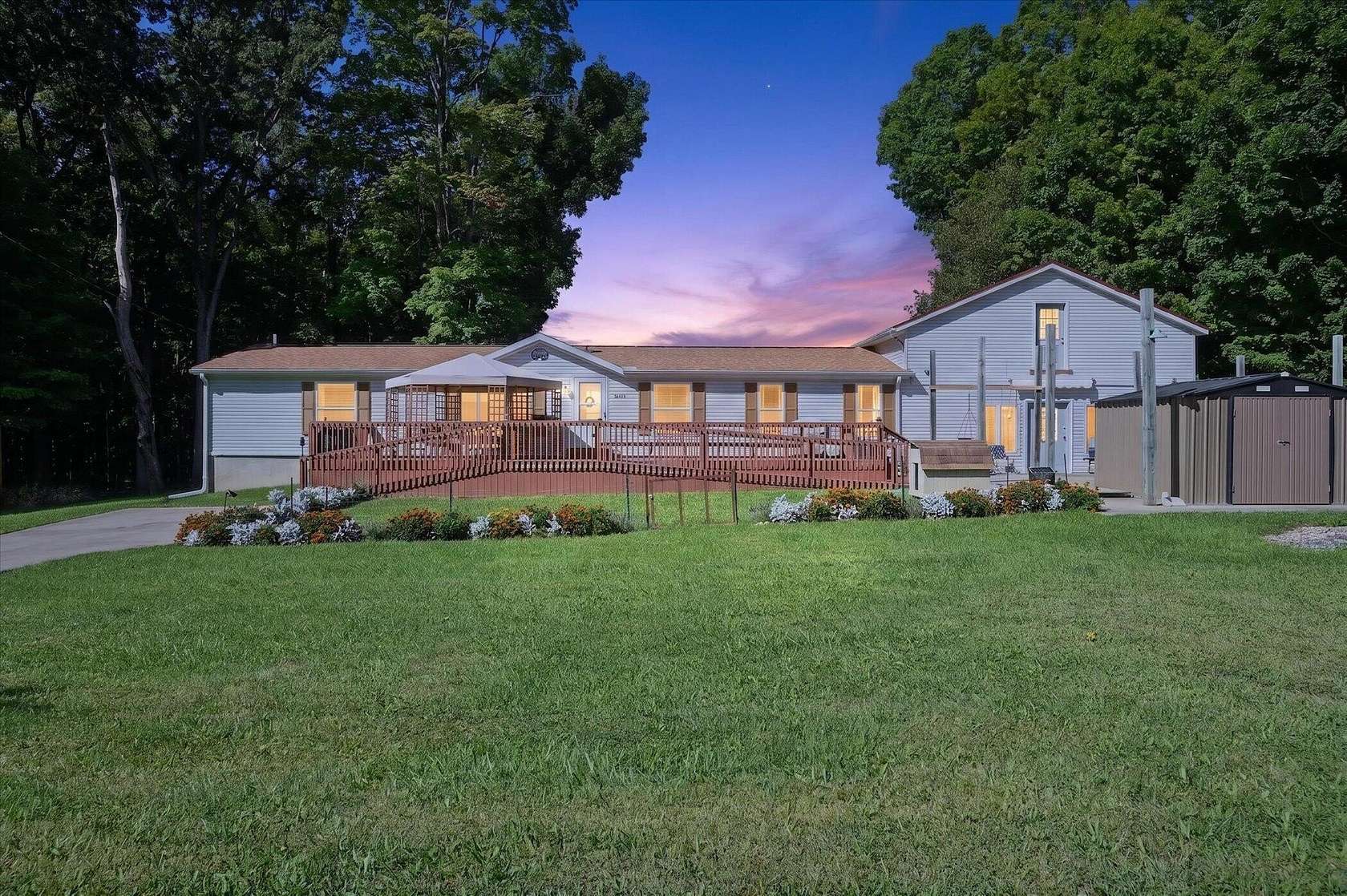 12.5 Acres of Land with Home for Sale in Marshall, Michigan