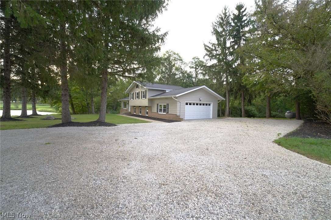 3.67 Acres of Land with Home for Sale in Medina, Ohio
