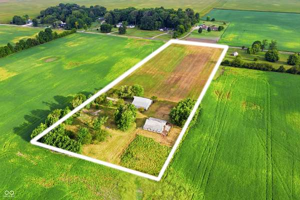 8 Acres of Residential Land for Sale in Anderson, Indiana