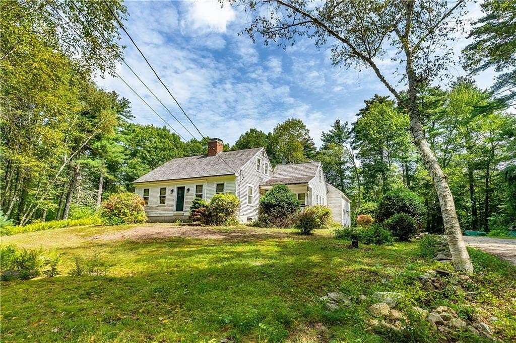 5.5 Acres of Land with Home for Sale in Burrillville Town, Rhode Island