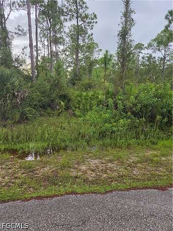0.5 Acres of Residential Land for Sale in Alva, Florida