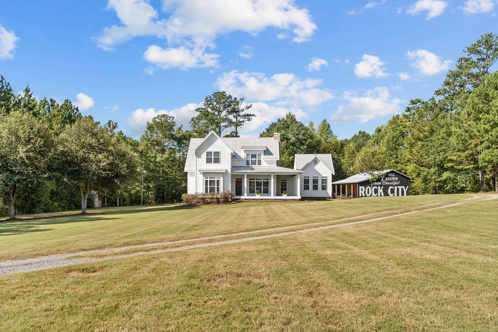 9 Acres of Land with Home for Sale in Waverly, Alabama