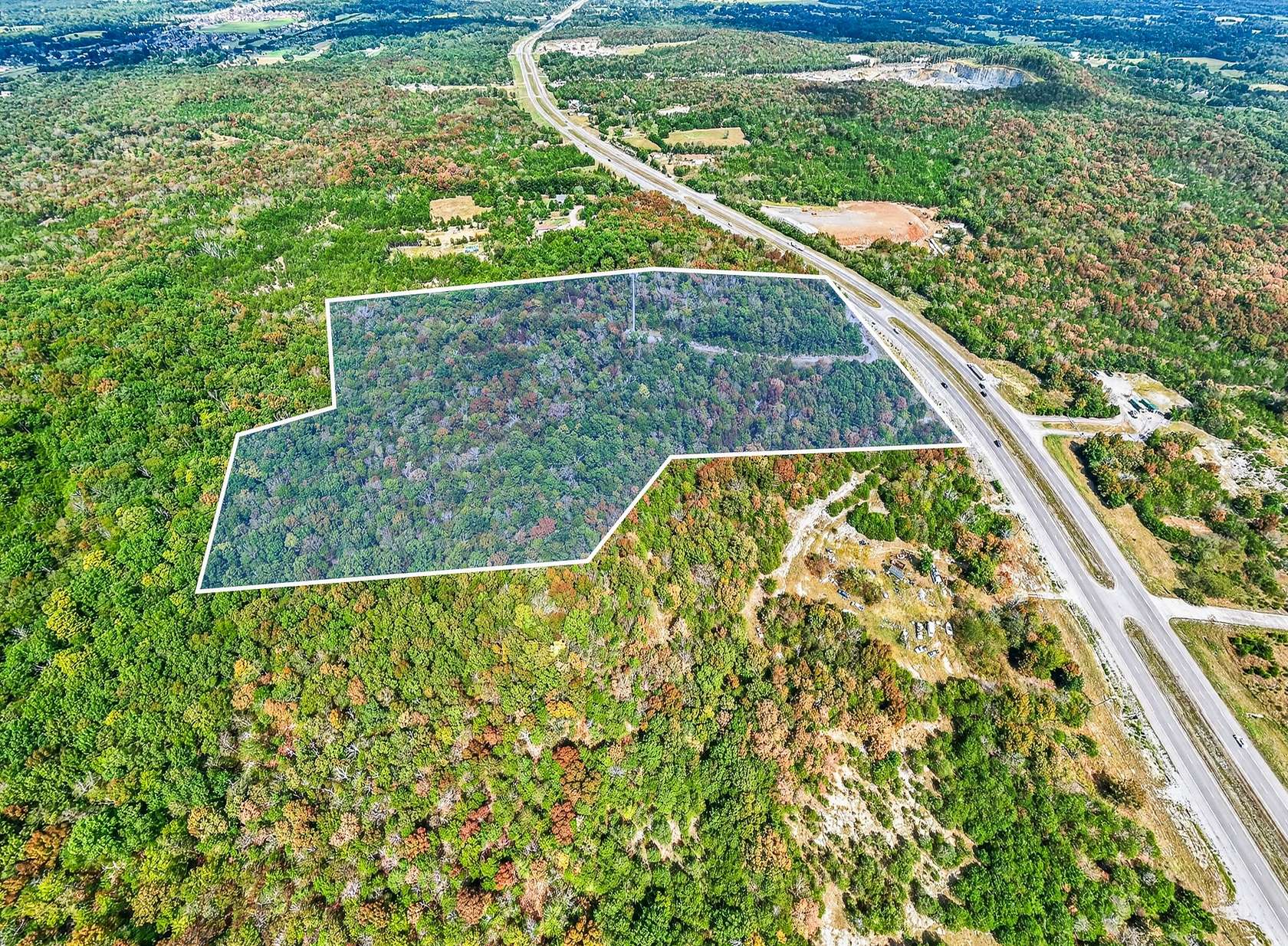 23 Acres of Land for Sale in Christiana, Tennessee