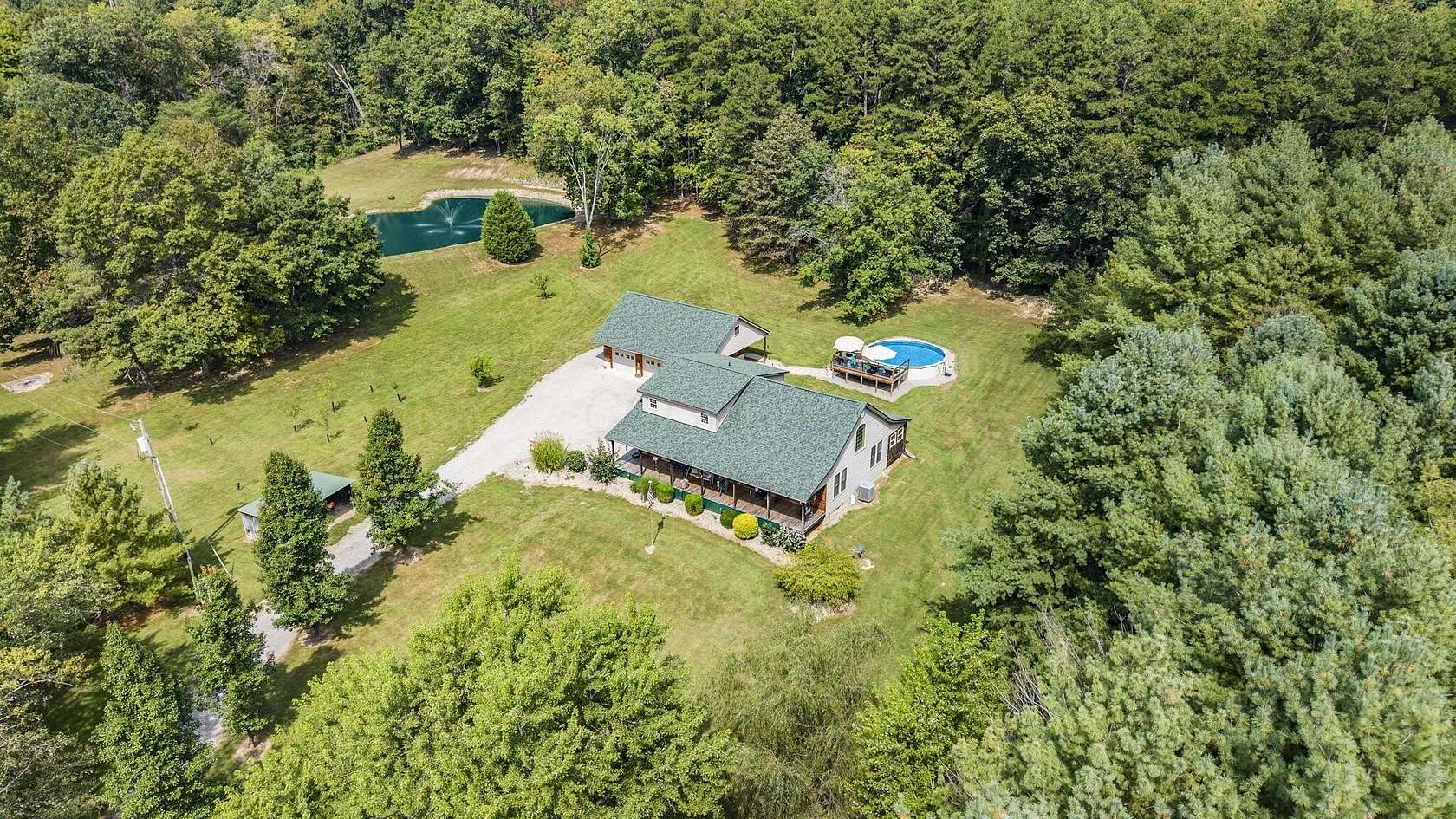 5.62 Acres of Land with Home for Sale in Chillicothe, Ohio