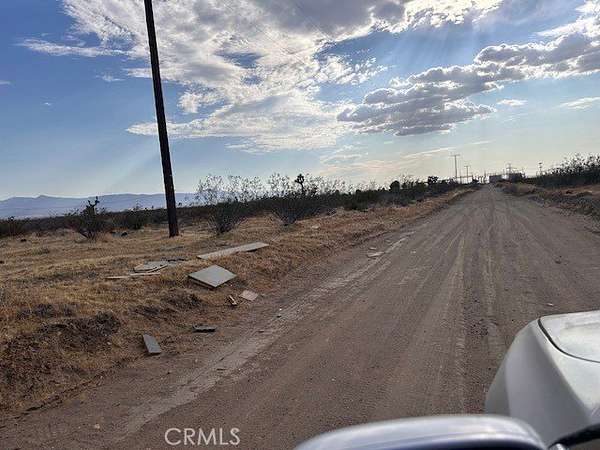 2 Acres of Land for Sale in Adelanto, California