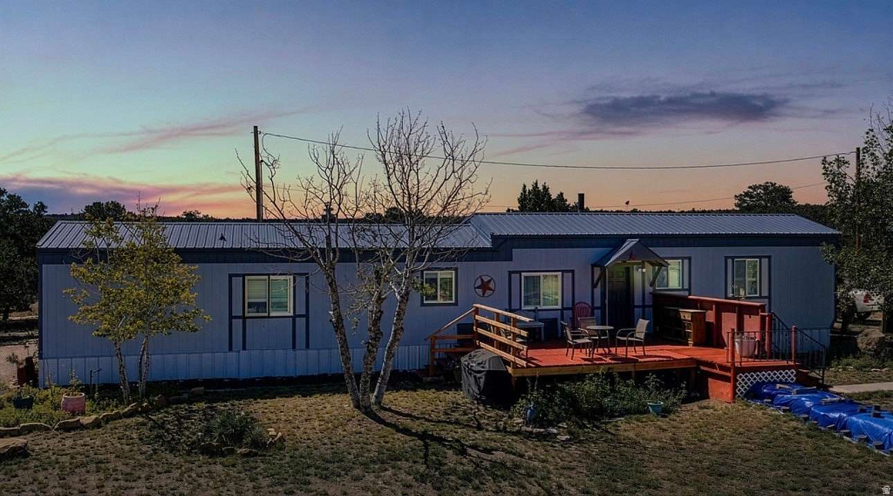 10.1 Acres of Recreational Land with Home for Sale in Duchesne, Utah