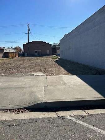 0.17 Acres of Commercial Land for Sale in Lemoore, California